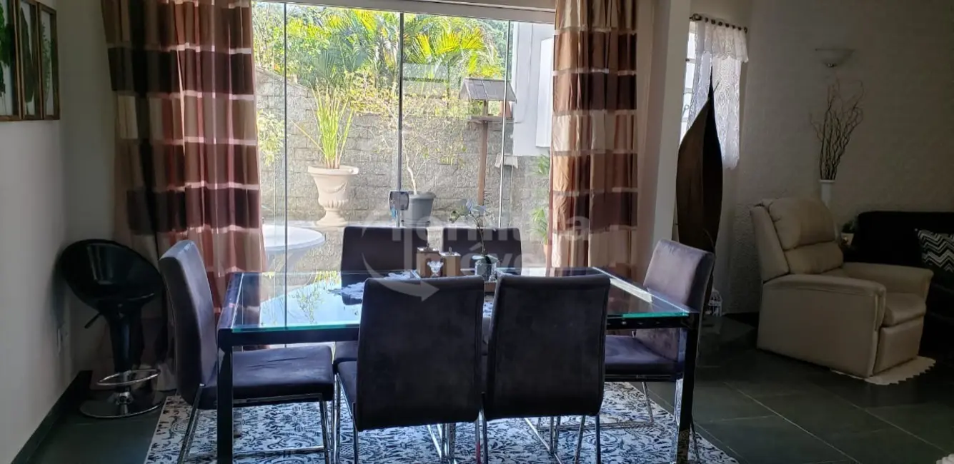 Foto 9 de Casa com 4 quartos à venda, 430m2 em Monte Alegre Do Sul - SP