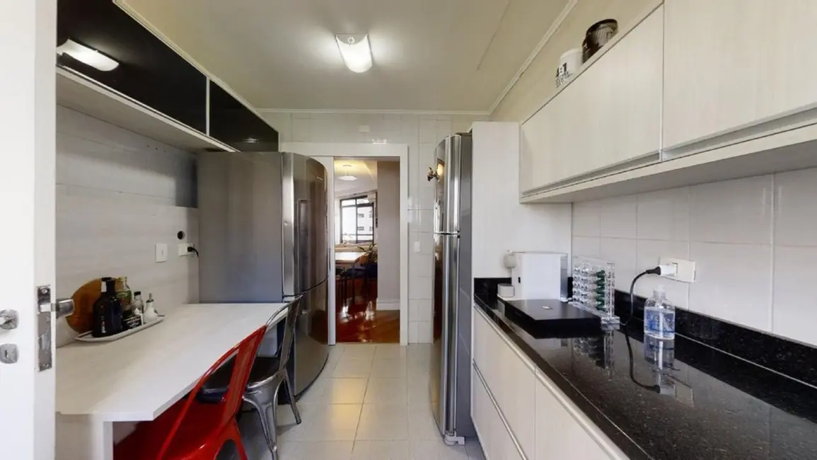 Apartamento com 3 quartos à venda, 121m2 em Moema, São Paulo - SP - imagem 8 Foto 8 de Apartamento com 3 quartos à venda, 121m2 em Moema, São Paulo - SP