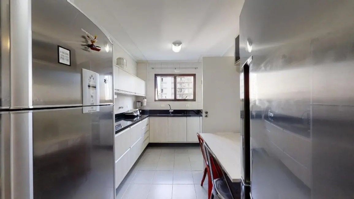 Apartamento com 3 quartos à venda, 121m2 em Moema, São Paulo - SP - imagem 7 Foto 7 de Apartamento com 3 quartos à venda, 121m2 em Moema, São Paulo - SP