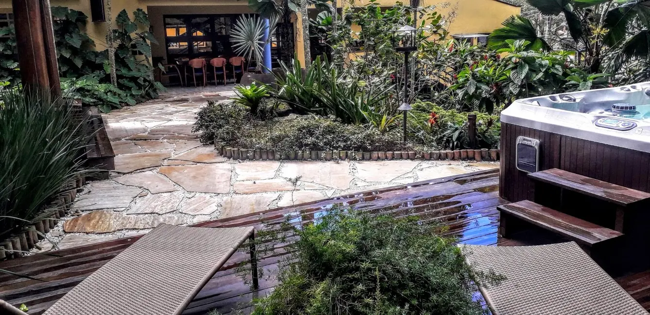 Foto 9 de Casa com 3 quartos à venda, 400m2 em Sao Sebastiao - SP