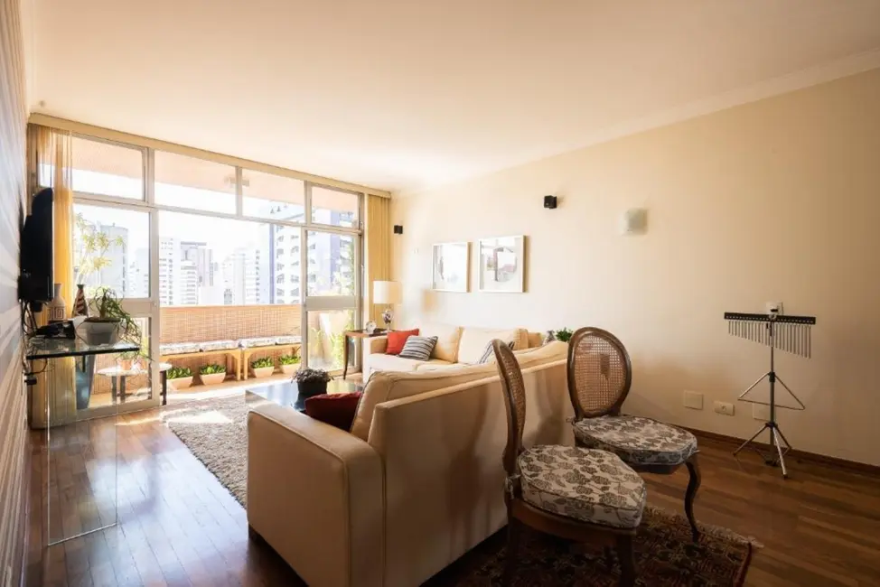 Foto 1 de Apartamento com 3 quartos à venda, 180m2 em Itaim Bibi, São Paulo - SP