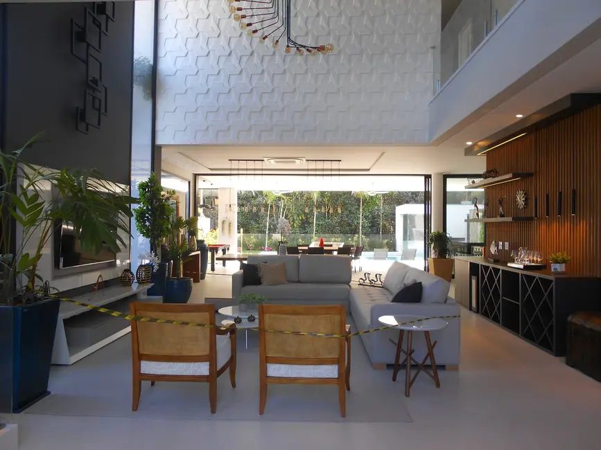 Casa de Condomínio com 7 quartos à venda, 520m2 em Bertioga - SP - imagem 5 Foto 5 de Casa de Condomínio com 7 quartos à venda, 520m2 em Bertioga - SP