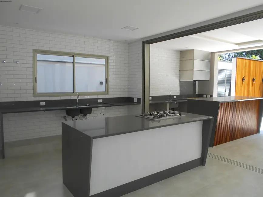 Foto 9 de Casa com 6 quartos à venda, 380m2 em Bertioga - SP