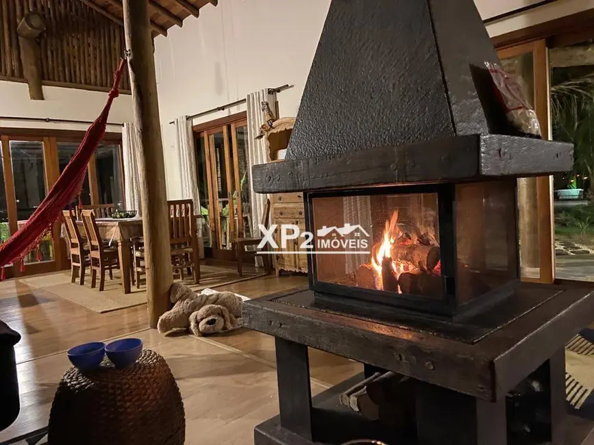 Chácara com 3 quartos à venda e para alugar, 2050m2 em Terras de Itaici, Indaiatuba - SP - imagem 2 Foto 2 de Chácara com 3 quartos à venda e para alugar, 2050m2 em Terras de Itaici, Indaiatuba - SP