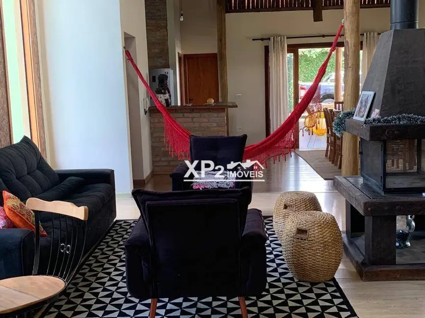 Chácara com 3 quartos à venda e para alugar, 2050m2 em Terras de Itaici, Indaiatuba - SP - imagem 6 Foto 6 de Chácara com 3 quartos à venda e para alugar, 2050m2 em Terras de Itaici, Indaiatuba - SP