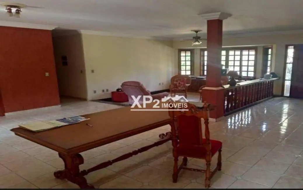 Foto 2 de Chácara com 3 quartos à venda, 2190m2 em Colinas do Mosteiro de Itaici, Indaiatuba - SP