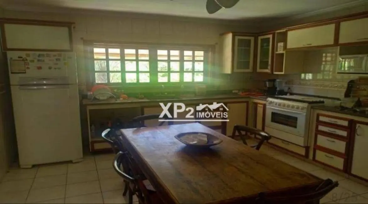 Foto 3 de Chácara com 3 quartos à venda, 2190m2 em Colinas do Mosteiro de Itaici, Indaiatuba - SP