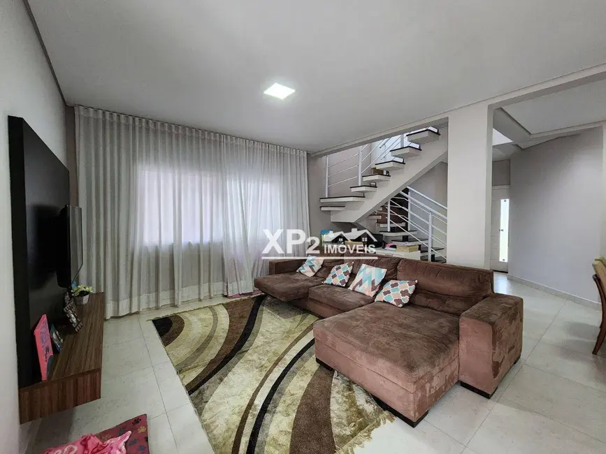 Foto 2 de Sobrado com 4 quartos à venda, 300m2 em Chácara Belvedere, Indaiatuba - SP
