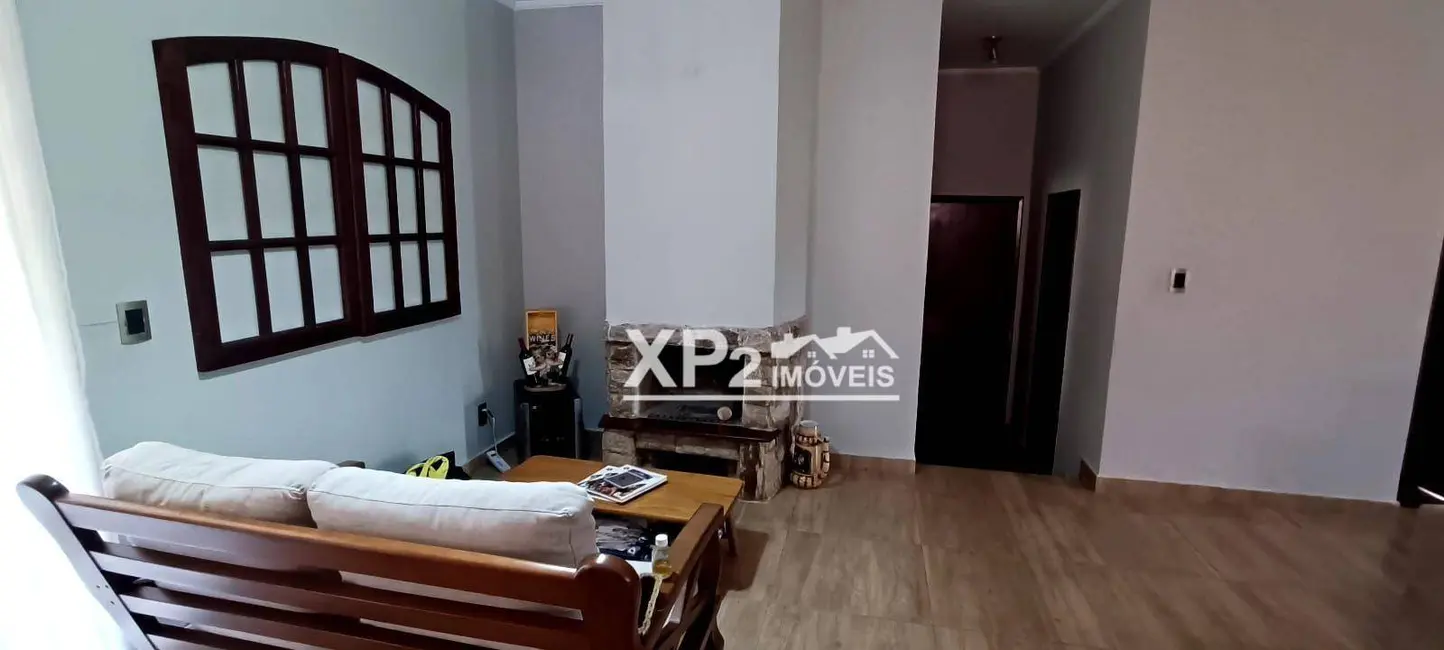 Chácara com 4 quartos à venda, 2500m2 em Colinas do Mosteiro de Itaici, Indaiatuba - SP - imagem 8 Foto 8 de Chácara com 4 quartos à venda, 2500m2 em Colinas do Mosteiro de Itaici, Indaiatuba - SP