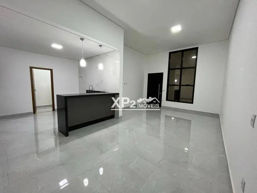 Casa de Condomínio com 3 quartos à venda e para alugar, 305m2 em Indaiatuba - SP - imagem 4 Foto 4 de Casa de Condomínio com 3 quartos à venda e para alugar, 305m2 em Indaiatuba - SP