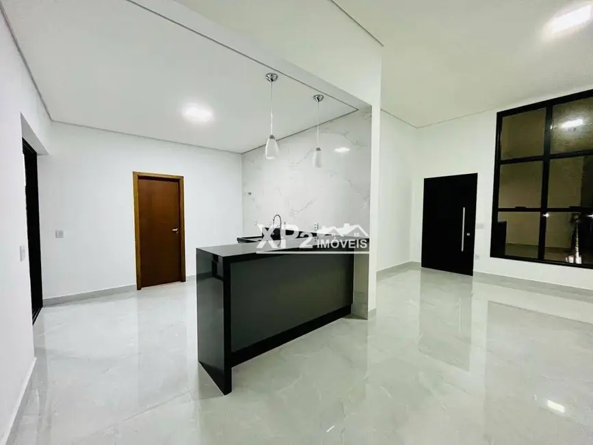 Foto 1 de Casa de Condomínio com 3 quartos à venda e para alugar, 305m2 em Indaiatuba - SP