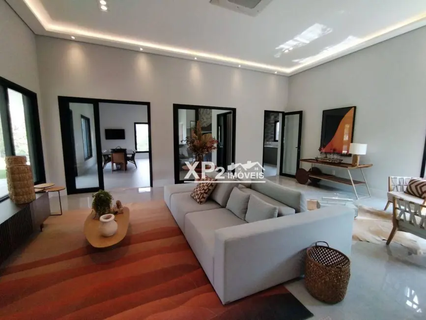 Foto 3 de Chácara com 5 quartos à venda, 2500m2 em Colinas do Mosteiro de Itaici, Indaiatuba - SP