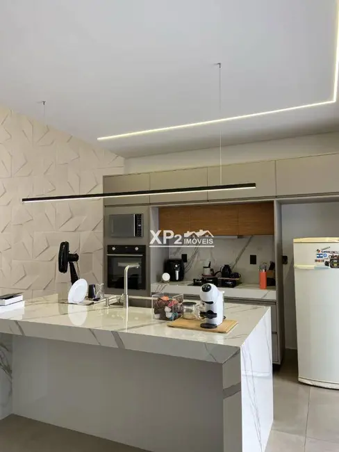 Casa de Condomínio com 3 quartos à venda, 306m2 em Jardim Hubert, Indaiatuba - SP - imagem 7 Foto 7 de Casa de Condomínio com 3 quartos à venda, 306m2 em Jardim Hubert, Indaiatuba - SP