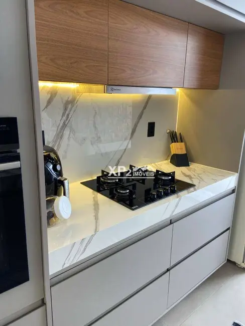 Casa de Condomínio com 3 quartos à venda, 306m2 em Jardim Hubert, Indaiatuba - SP - imagem 4 Foto 4 de Casa de Condomínio com 3 quartos à venda, 306m2 em Jardim Hubert, Indaiatuba - SP