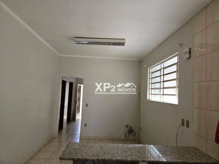 Foto 4 de Casa com 3 quartos à venda, 320m2 em Vila Areal, Indaiatuba - SP