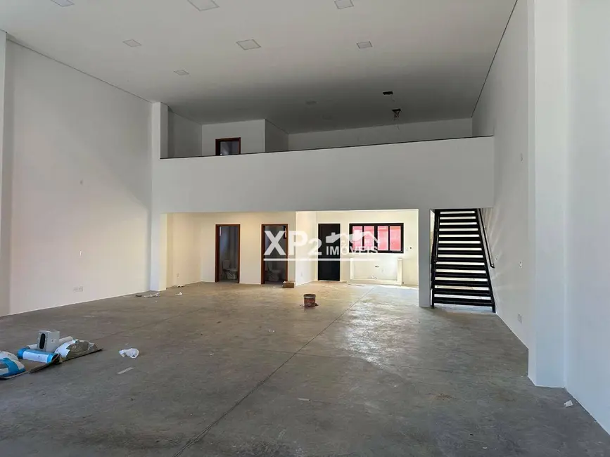 Armazém / Galpão para alugar, 300m2 em Jardim Santa Cruz, Indaiatuba - SP - imagem 2 Foto 2 de Armazém / Galpão para alugar, 300m2 em Jardim Santa Cruz, Indaiatuba - SP