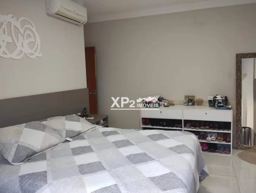 Foto 7 de Casa de Condomínio com 3 quartos à venda, 200m2 em Jardim Bréscia, Indaiatuba - SP