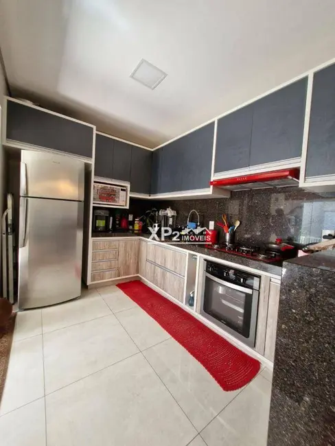 Foto 4 de Casa de Condomínio com 3 quartos à venda, 200m2 em Jardim Bréscia, Indaiatuba - SP