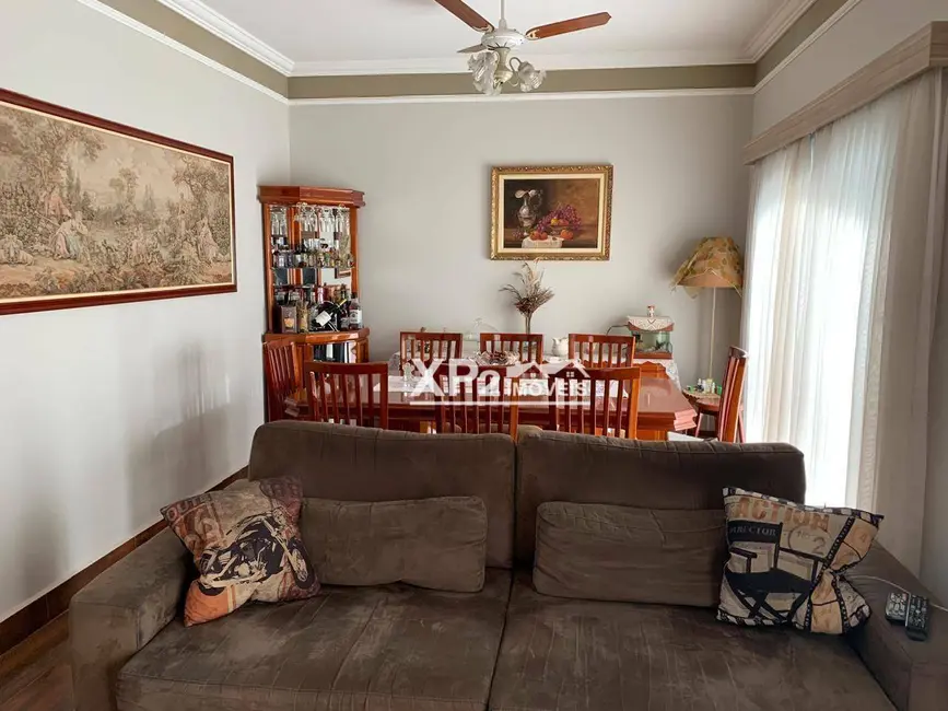 Casa com 3 quartos à venda, 254m2 em Jardim Olinda, Indaiatuba - SP - imagem 3 Foto 3 de Casa com 3 quartos à venda, 254m2 em Jardim Olinda, Indaiatuba - SP