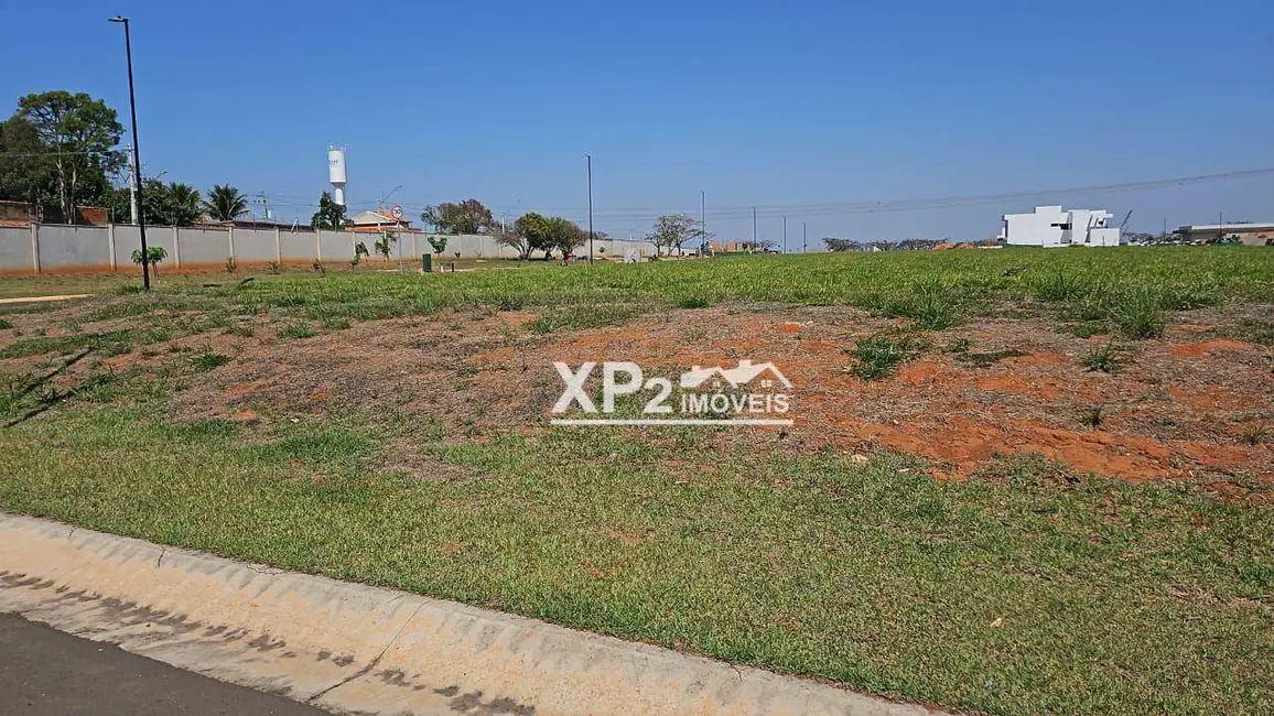 Foto 3 de Terreno / Lote à venda, 386m2 em Indaiatuba - SP