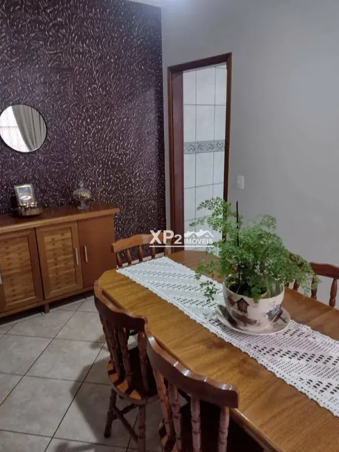 Casa com 3 quartos à venda, 166m2 em Jardim Umuarama, Indaiatuba - SP - imagem 4 Foto 4 de Casa com 3 quartos à venda, 166m2 em Jardim Umuarama, Indaiatuba - SP