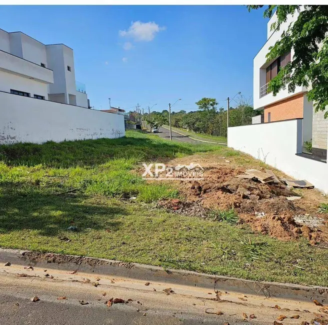 Foto 1 de Terreno / Lote à venda, 523m2 em Jardim Buru, Salto - SP
