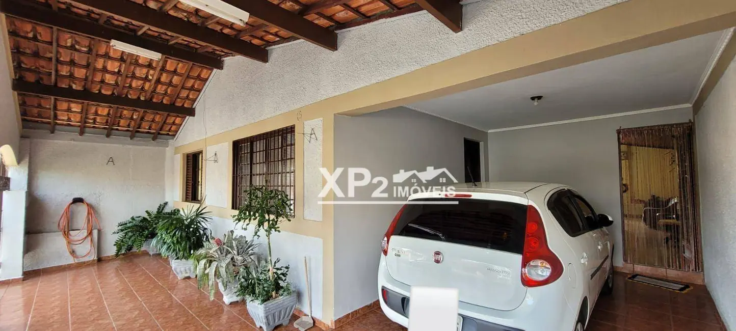 Foto 1 de Casa com 3 quartos à venda, 268m2 em Jardim Renata, Indaiatuba - SP