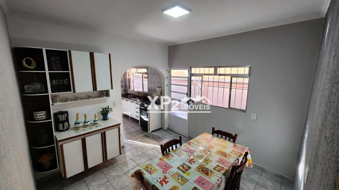 Casa com 3 quartos à venda, 250m2 em Jardim Nova Indaiá, Indaiatuba - SP - imagem 9 Foto 9 de Casa com 3 quartos à venda, 250m2 em Jardim Nova Indaiá, Indaiatuba - SP