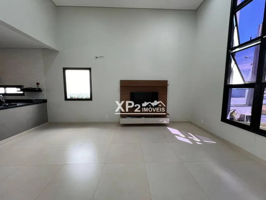 Foto 2 de Casa com 3 quartos à venda, 308m2 em Indaiatuba - SP