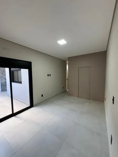 Foto 6 de Casa com 3 quartos à venda, 200m2 em Indaiatuba - SP