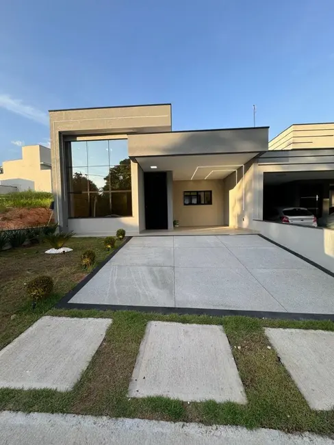 Foto 1 de Casa com 3 quartos à venda, 200m2 em Indaiatuba - SP