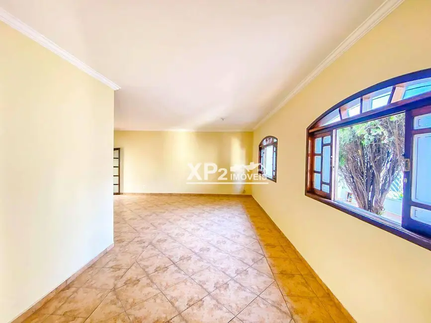 Casa com 4 quartos para alugar, 300m2 em Jardim Esplanada, Indaiatuba - SP - imagem 4 Foto 4 de Casa com 4 quartos para alugar, 300m2 em Jardim Esplanada, Indaiatuba - SP