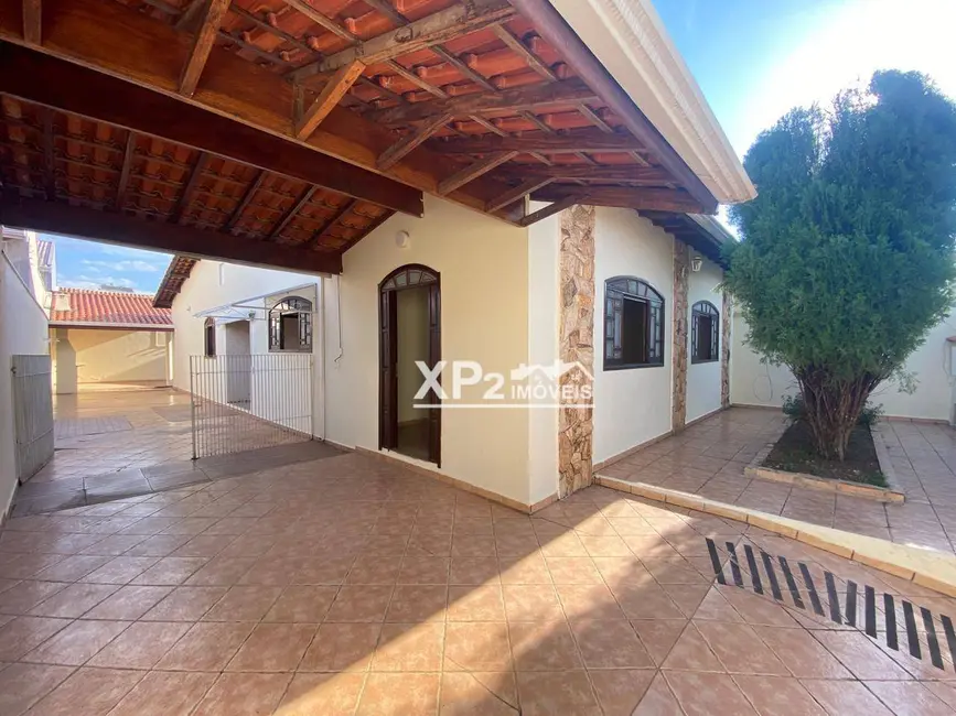 Casa com 4 quartos para alugar, 300m2 em Jardim Esplanada, Indaiatuba - SP - imagem 1 Foto 1 de Casa com 4 quartos para alugar, 300m2 em Jardim Esplanada, Indaiatuba - SP