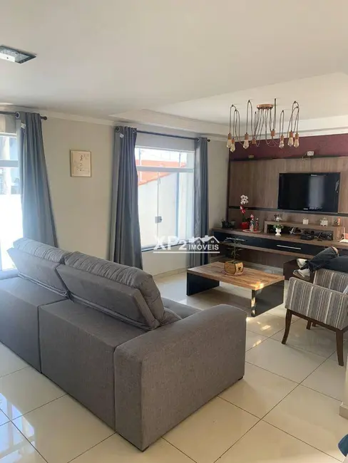 Foto 1 de Casa com 4 quartos à venda, 342m2 em Vila Avaí, Indaiatuba - SP