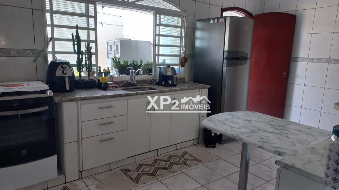 Foto 6 de Casa com 3 quartos à venda, 125m2 em Vila Rubens, Indaiatuba - SP