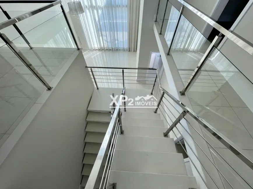 Casa de Condomínio com 3 quartos para alugar, 490m2 em Jardim Vila Paradiso, Indaiatuba - SP - imagem 4 Foto 4 de Casa de Condomínio com 3 quartos para alugar, 490m2 em Jardim Vila Paradiso, Indaiatuba - SP