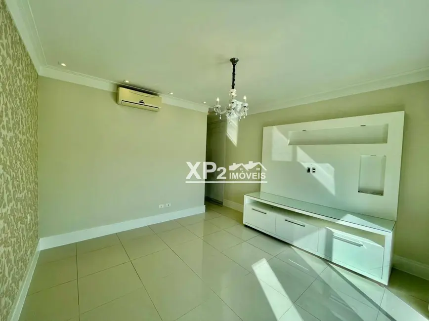 Casa de Condomínio com 3 quartos para alugar, 490m2 em Jardim Vila Paradiso, Indaiatuba - SP - imagem 7 Foto 7 de Casa de Condomínio com 3 quartos para alugar, 490m2 em Jardim Vila Paradiso, Indaiatuba - SP