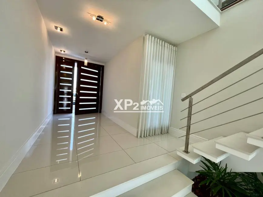 Casa de Condomínio com 3 quartos para alugar, 490m2 em Jardim Vila Paradiso, Indaiatuba - SP - imagem 3 Foto 3 de Casa de Condomínio com 3 quartos para alugar, 490m2 em Jardim Vila Paradiso, Indaiatuba - SP