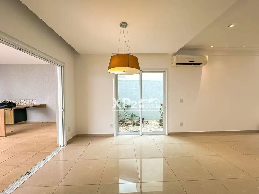 Casa de Condomínio com 3 quartos à venda, 300m2 em Jardim Portal dos Ipês, Indaiatuba - SP - imagem 4 Foto 4 de Casa de Condomínio com 3 quartos à venda, 300m2 em Jardim Portal dos Ipês, Indaiatuba - SP