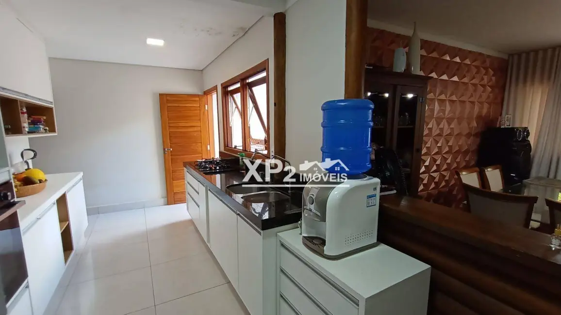 Chácara com 4 quartos à venda, 2800m2 em Colinas do Mosteiro de Itaici, Indaiatuba - SP - imagem 6 Foto 6 de Chácara com 4 quartos à venda, 2800m2 em Colinas do Mosteiro de Itaici, Indaiatuba - SP