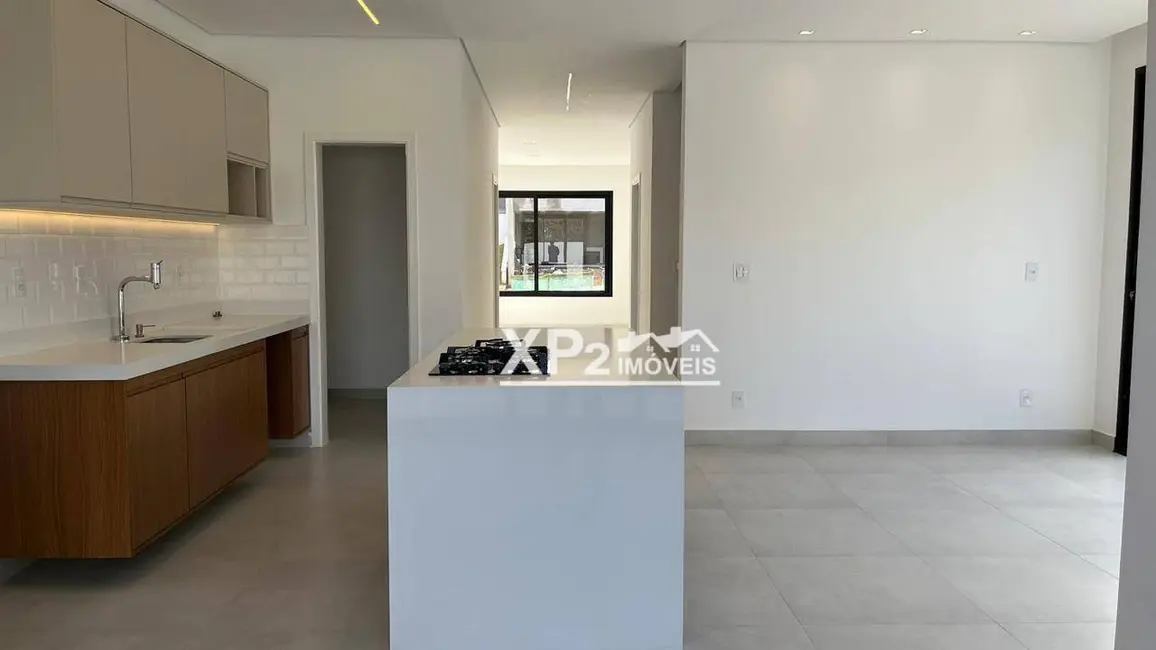 Foto 9 de Casa com 3 quartos à venda, 228m2 em Indaiatuba - SP