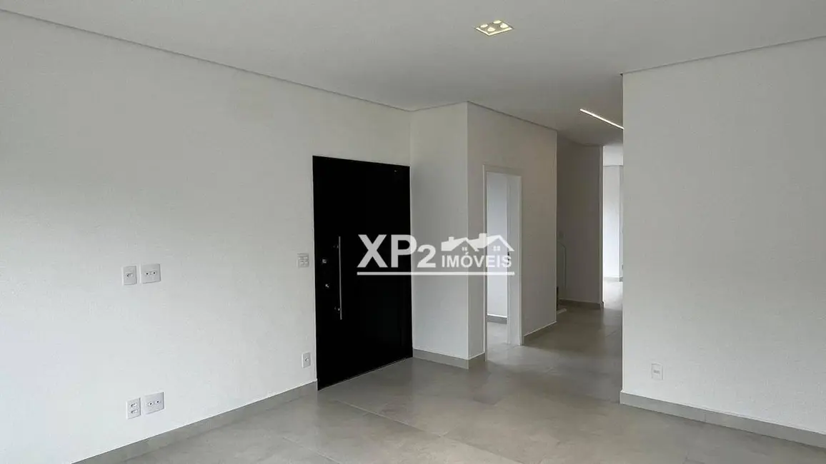 Foto 3 de Casa com 3 quartos à venda, 228m2 em Indaiatuba - SP