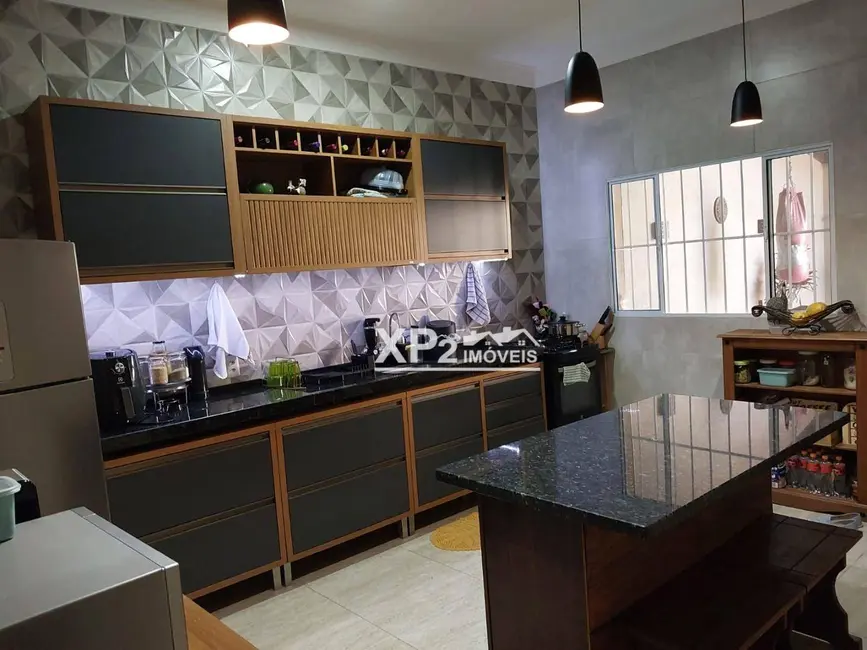 Casa com 3 quartos à venda, 250m2 em Jardim Europa II, Indaiatuba - SP - imagem 3 Foto 3 de Casa com 3 quartos à venda, 250m2 em Jardim Europa II, Indaiatuba - SP