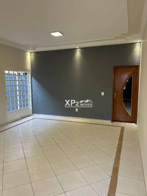 Foto 2 de Casa com 3 quartos à venda, 150m2 em Parque São Lourenço, Indaiatuba - SP