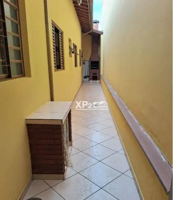 Casa com 3 quartos à venda, 150m2 em Parque São Lourenço, Indaiatuba - SP - imagem 1 Foto 1 de Casa com 3 quartos à venda, 150m2 em Parque São Lourenço, Indaiatuba - SP