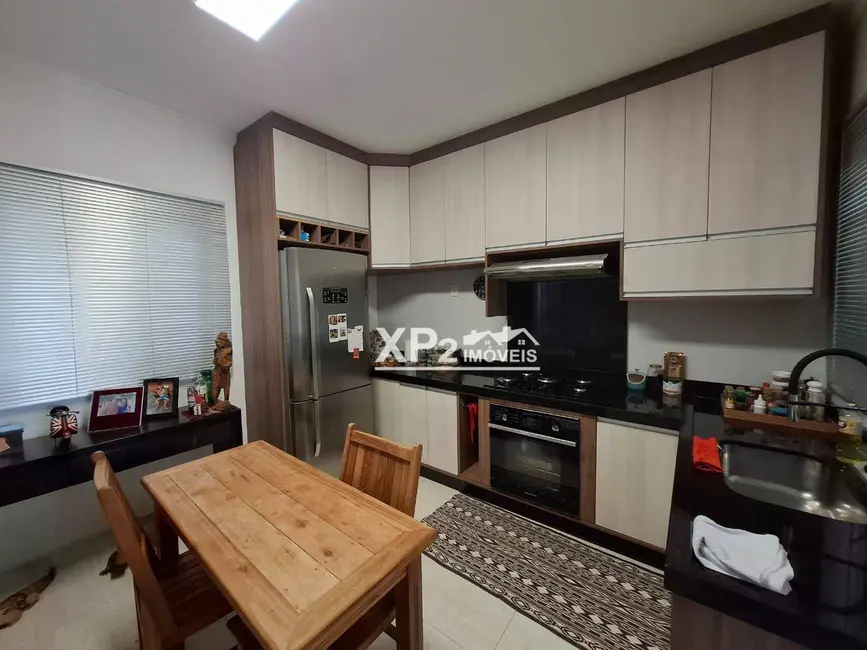 Foto 4 de Casa de Condomínio com 2 quartos à venda, 150m2 em Jardins do Império, Indaiatuba - SP