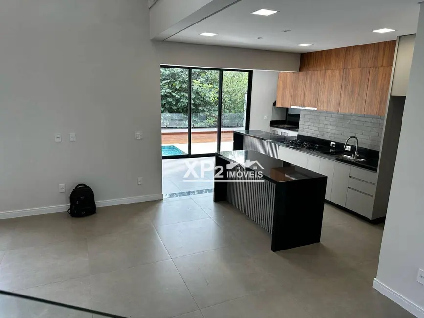 Foto 6 de Casa de Condomínio com 3 quartos à venda, 300m2 em Jardins Di Roma, Indaiatuba - SP