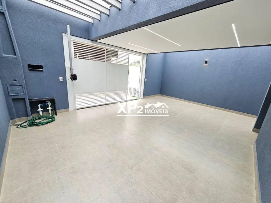 Casa com 3 quartos à venda, 150m2 em Indaiatuba - SP - imagem 3 Foto 3 de Casa com 3 quartos à venda, 150m2 em Indaiatuba - SP