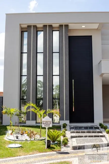Foto 1 de Casa de Condomínio com 4 quartos à venda, 236m2 em Senador Canedo - GO