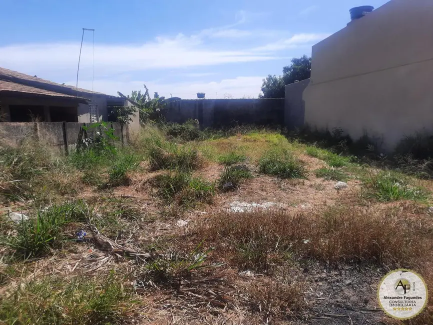 Foto 3 de Terreno / Lote à venda em Aparecida De Goiania - GO